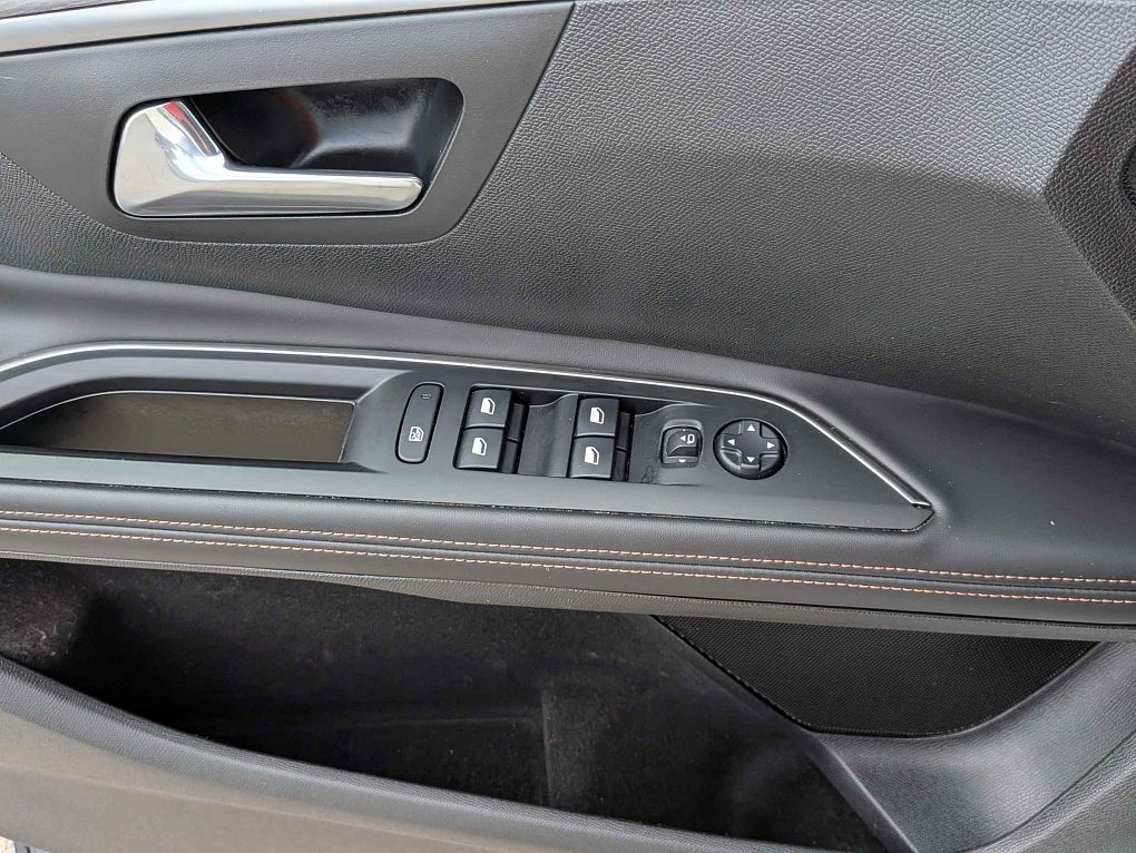 Peugeot 5008 2.0HDi  7míst
