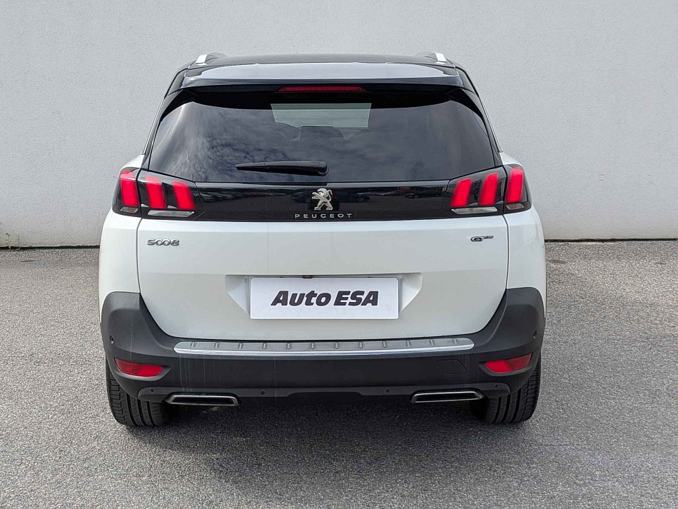 Peugeot 5008 2.0HDi  7míst