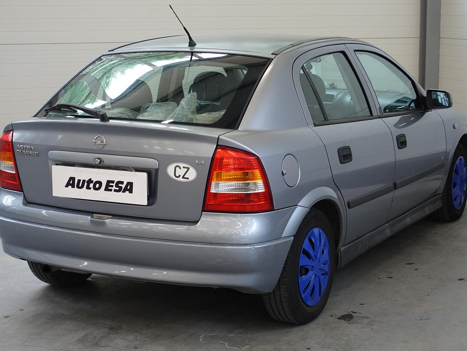 Opel Astra 1.4i 