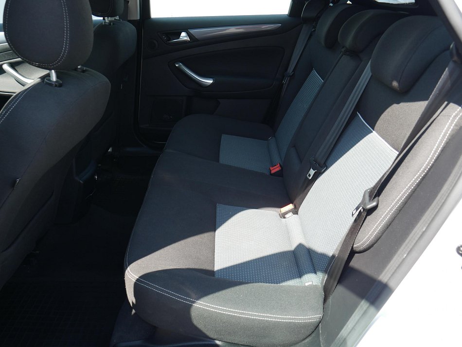 Ford Mondeo 2.0TDCi 