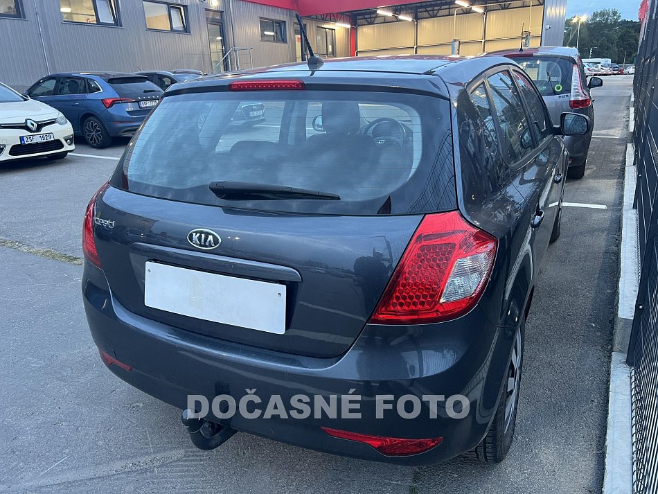 Kia Ceed 1.4i 