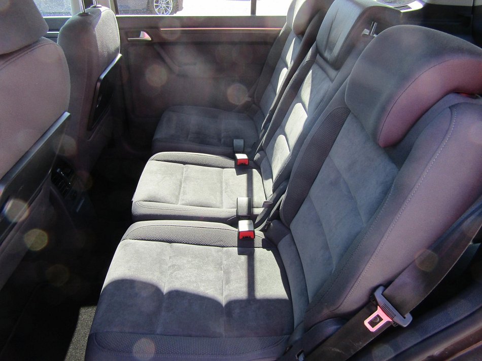 Volkswagen Touran 1.4 TSi Highline