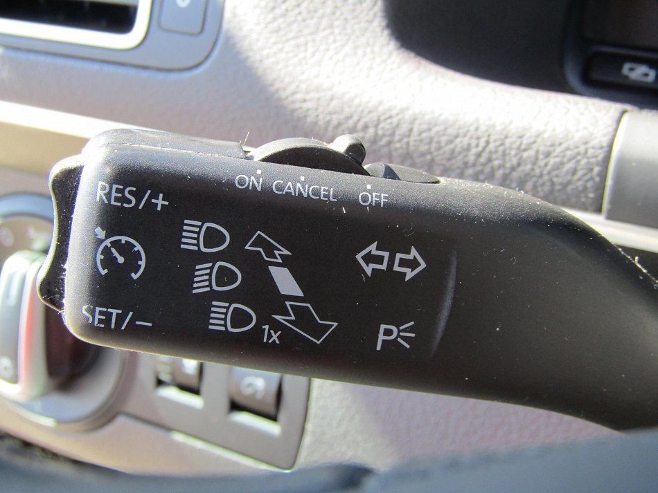 Volkswagen Touran 1.4 TSi Highline