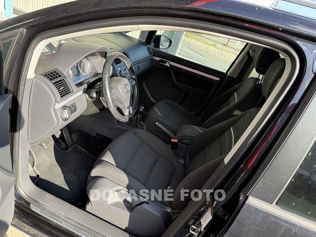 Volkswagen Touran 1.6TDi 