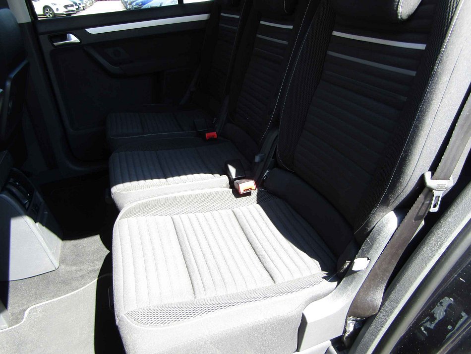 Volkswagen Touran 1.6TDi 