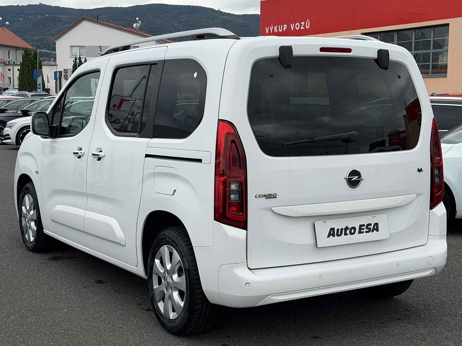 Opel Combo 1.5 CDTi 
