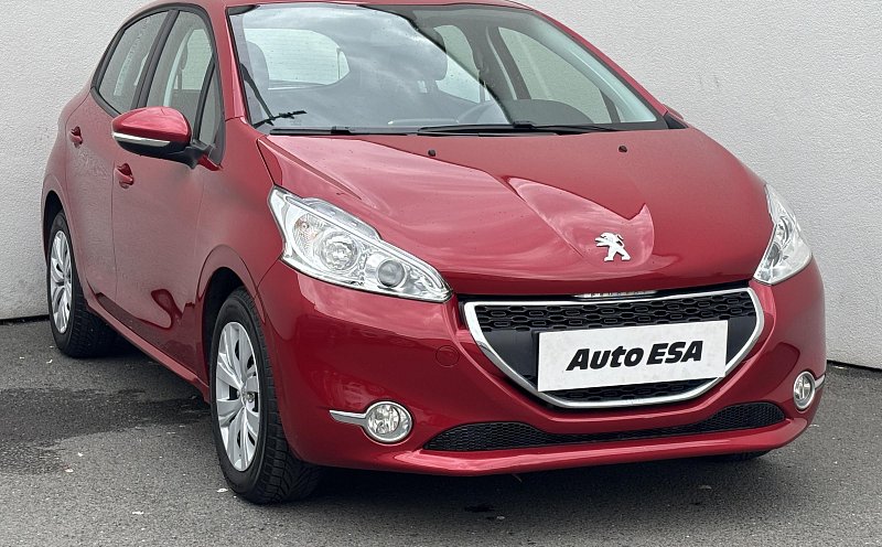 Peugeot 208 1.0i 