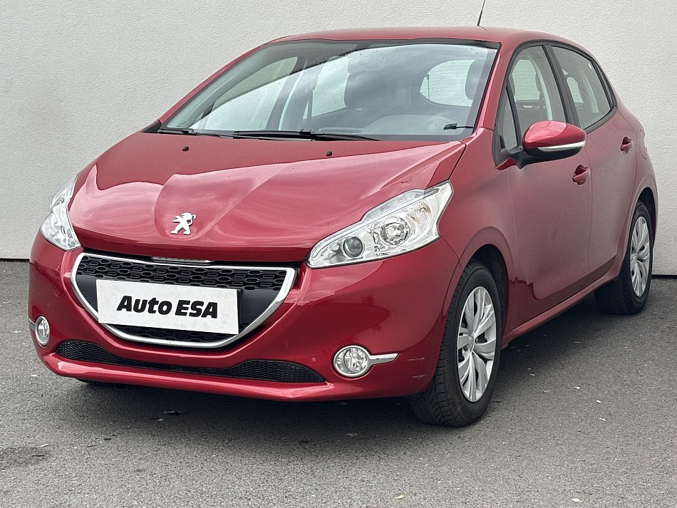 Peugeot 208 1.0i 