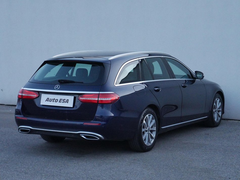 Mercedes-Benz Třída E 2.0CDi  E200