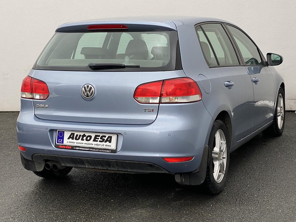 Volkswagen Golf 1.4 TSi 