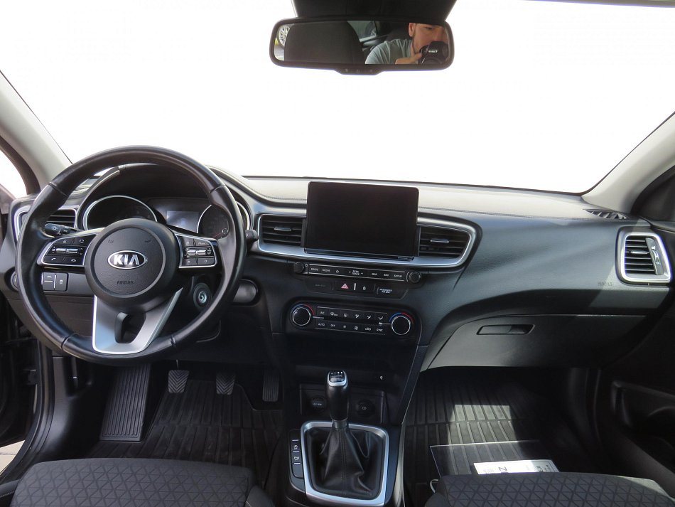 Kia Ceed 1.6 CRDi 