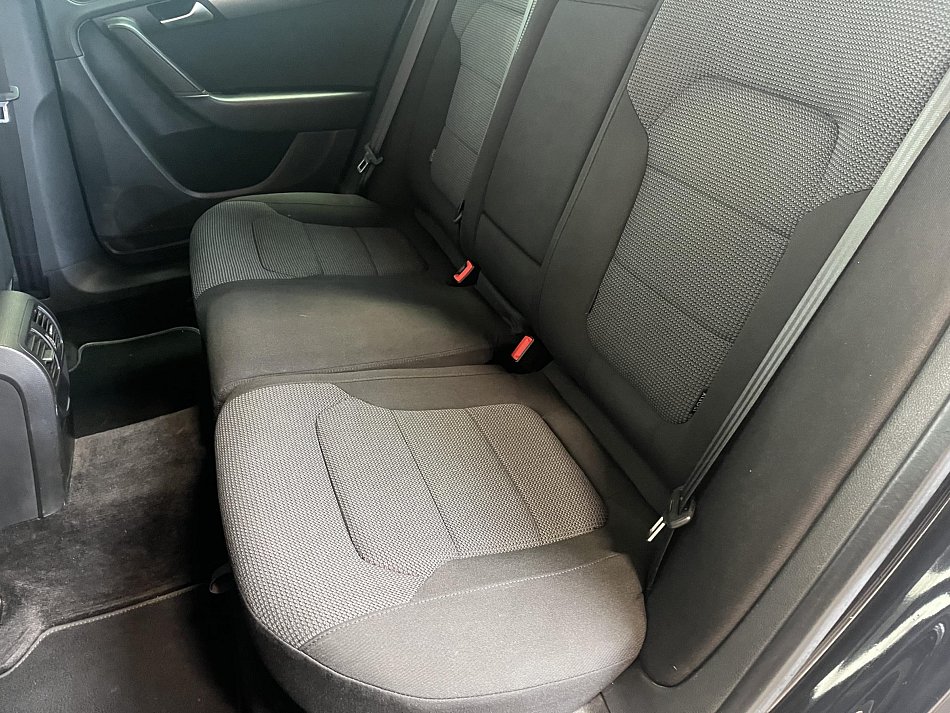 Volkswagen Passat 2.0 TDi Comfortline