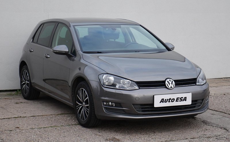Volkswagen Golf 1.2 TSi 