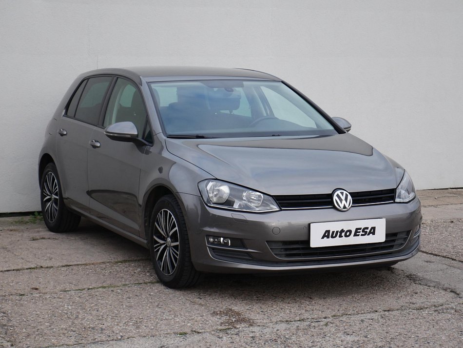 Volkswagen Golf 1.2 TSi 
