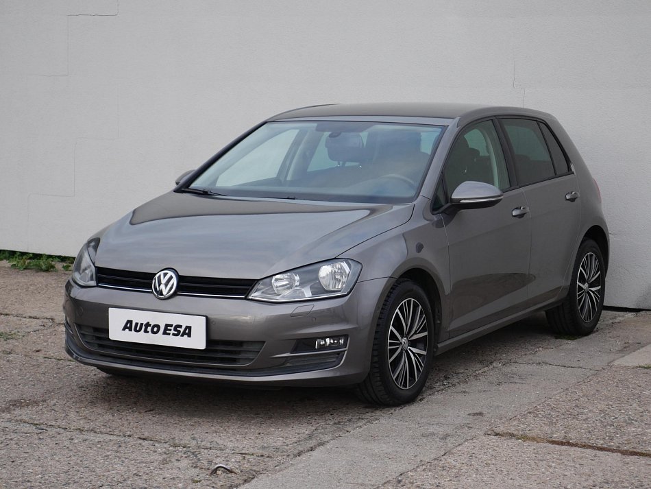 Volkswagen Golf 1.2 TSi 
