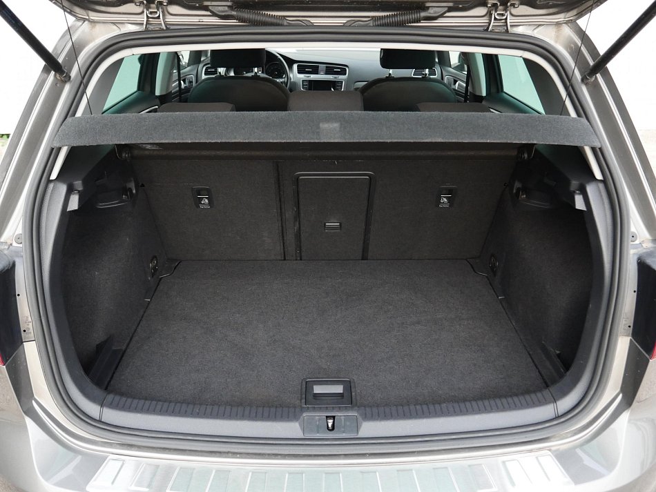 Volkswagen Golf 1.2 TSi 