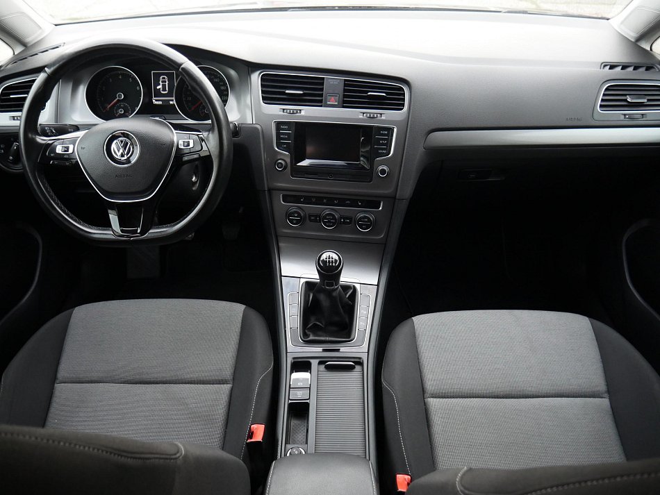 Volkswagen Golf 1.2 TSi 