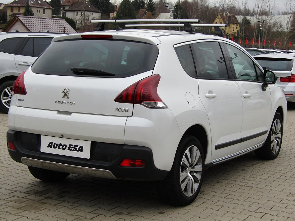 Peugeot 3008 1.2PT 