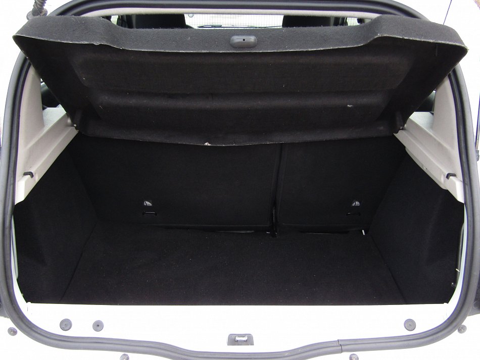 Dacia Sandero 1.0i 