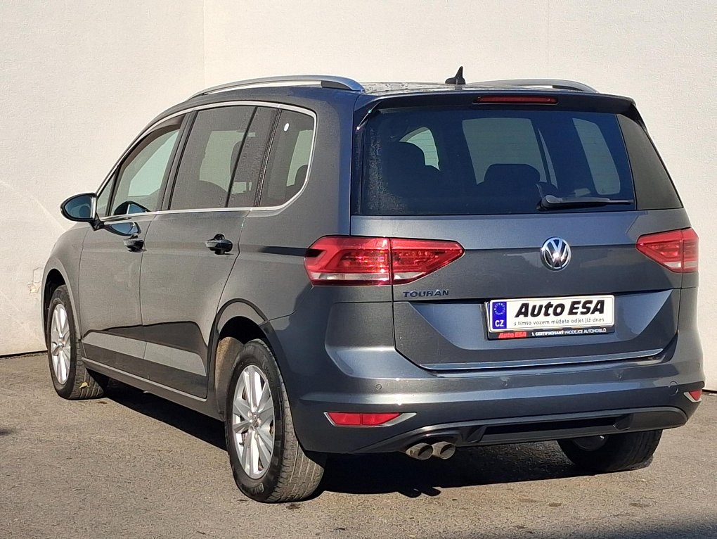 Volkswagen Touran 2.0 TDi 