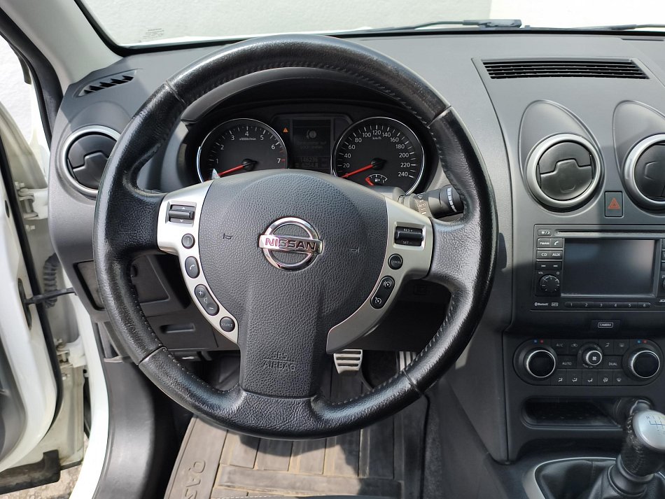 Nissan Qashqai 2.0i Acenta 4x4