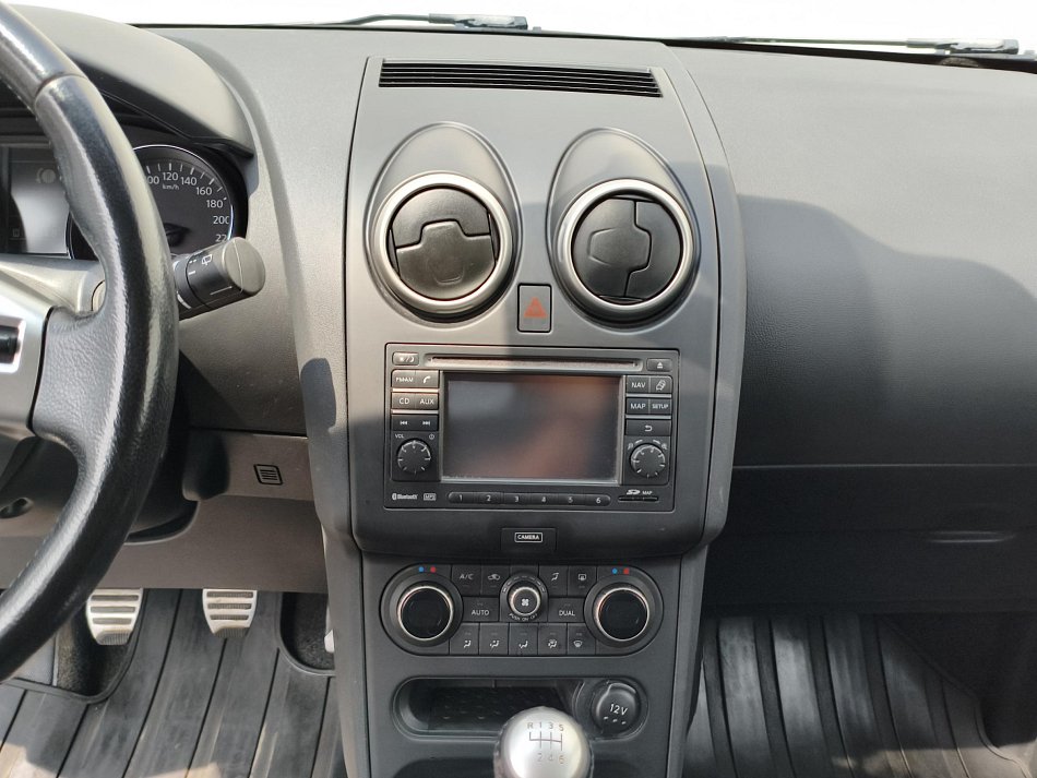 Nissan Qashqai 2.0i Acenta 4x4