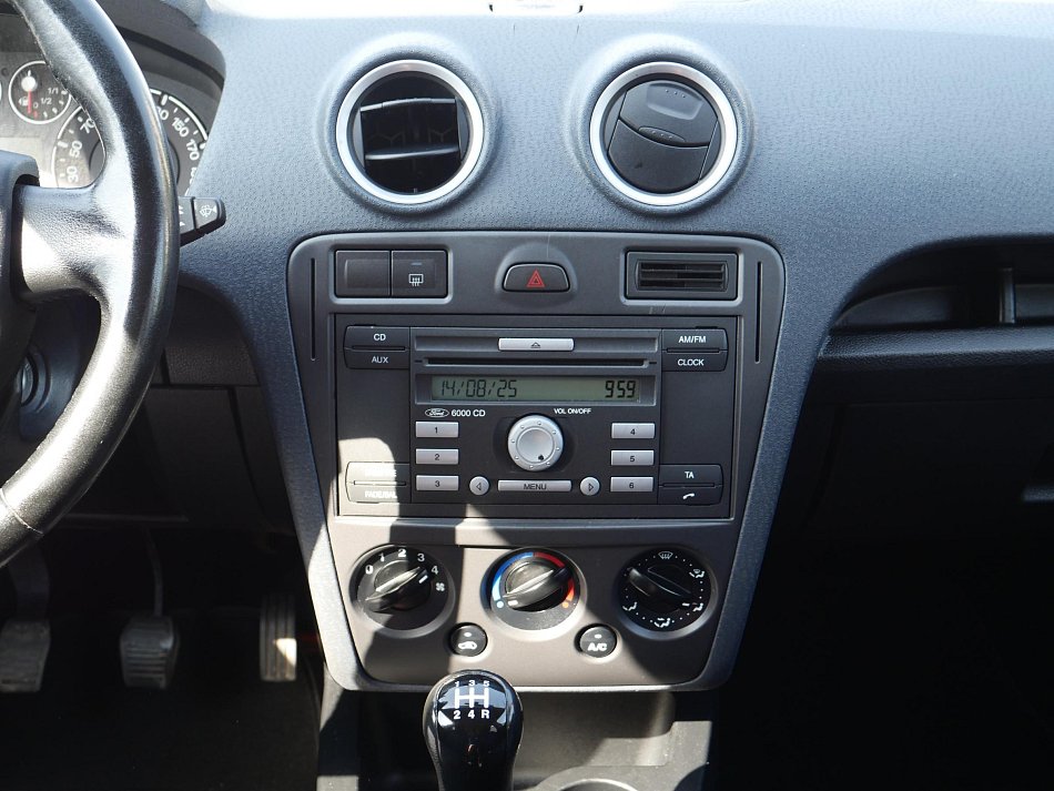Ford Fusion 1.4i 