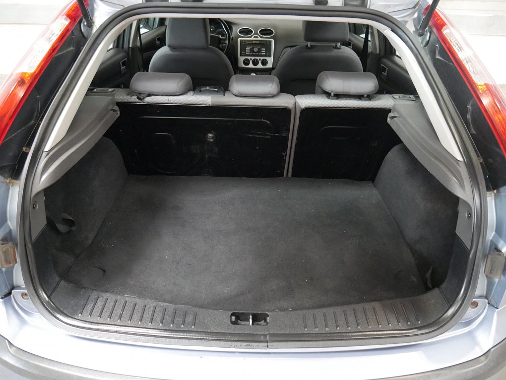 Ford Focus 1.6i 