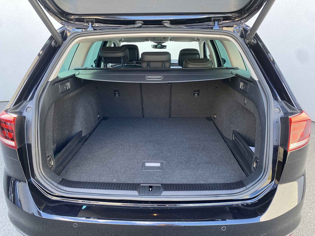 Volkswagen Passat 2.0 TDi Elegance 4x4