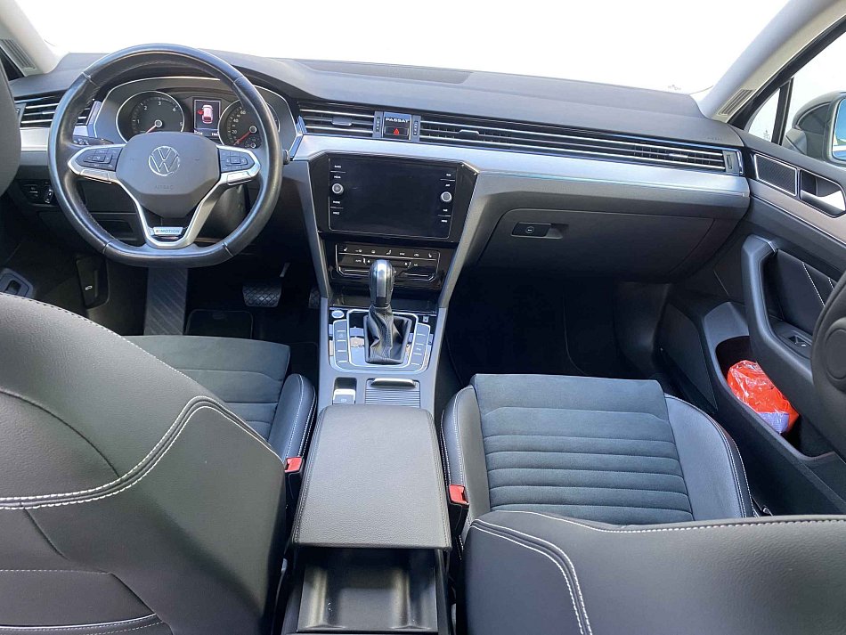 Volkswagen Passat 2.0 TDi Elegance 4x4