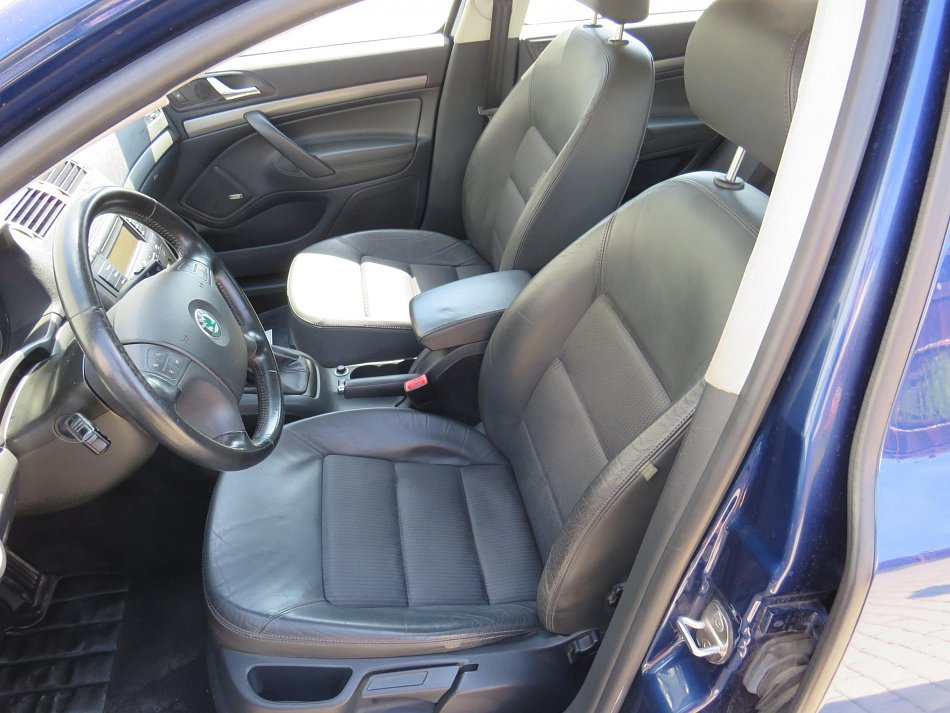 Škoda Octavia II 2.0 FSI 