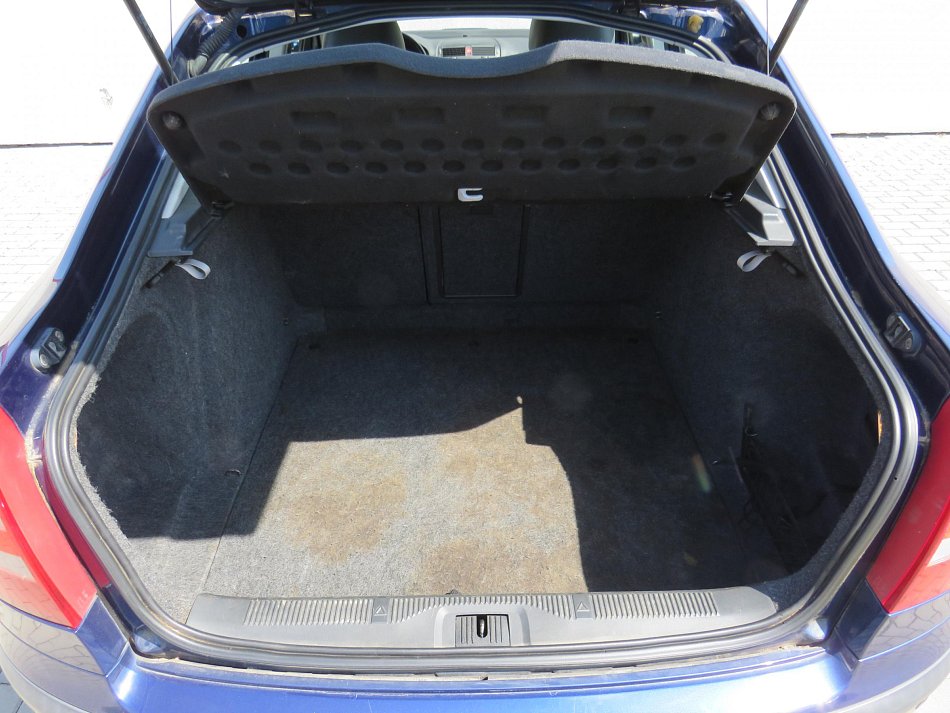 Škoda Octavia II 2.0 FSI 