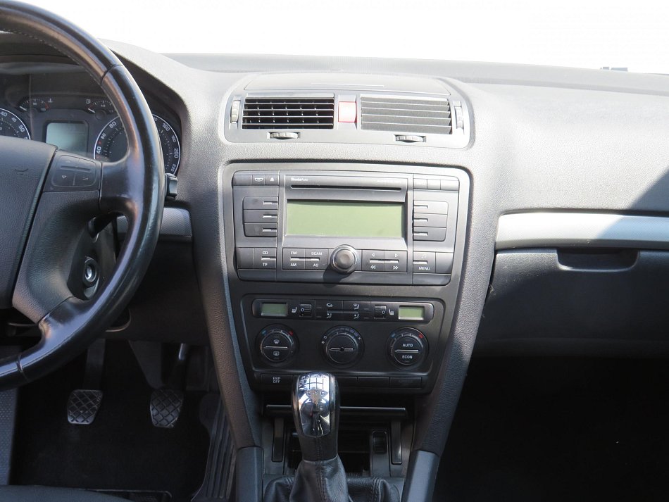 Škoda Octavia II 2.0 FSI 