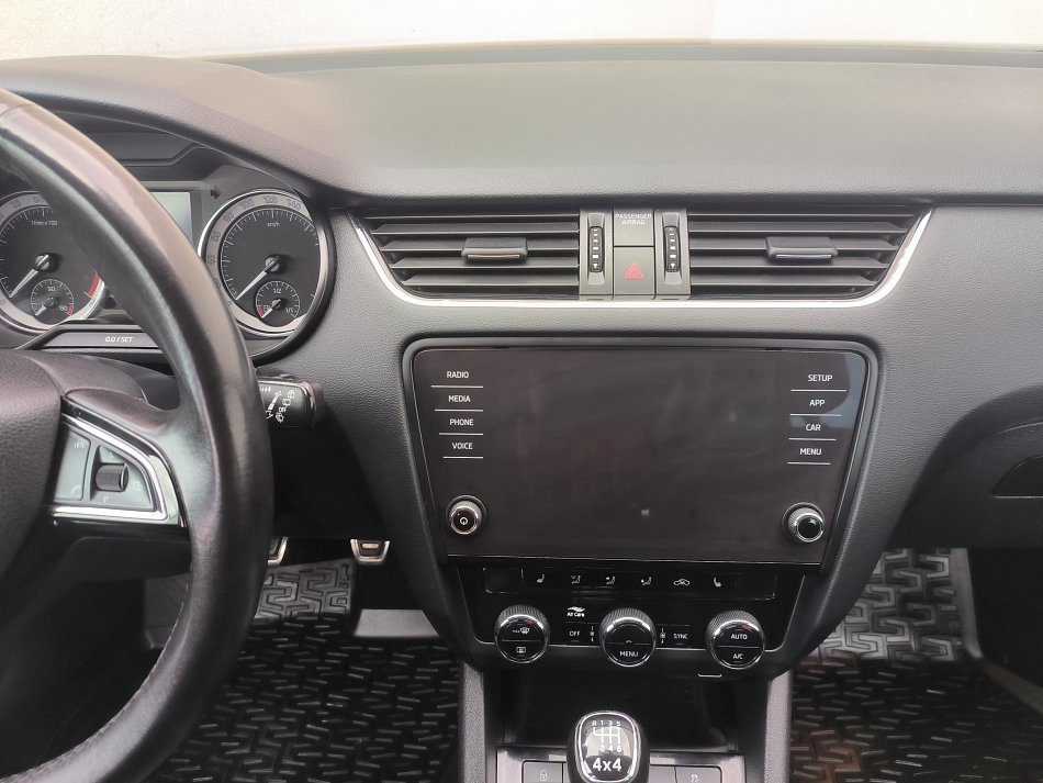 Škoda Octavia III 2.0 TDi Scout 4x4