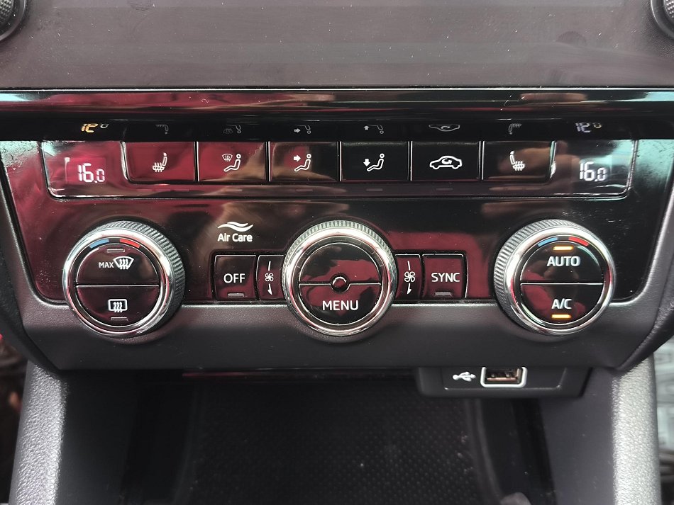 Škoda Octavia III 2.0 TDi Scout 4x4