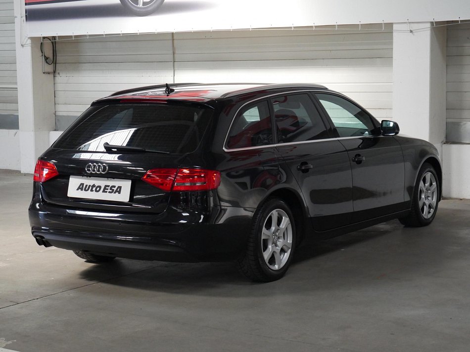Audi A4 2.0 TDi 