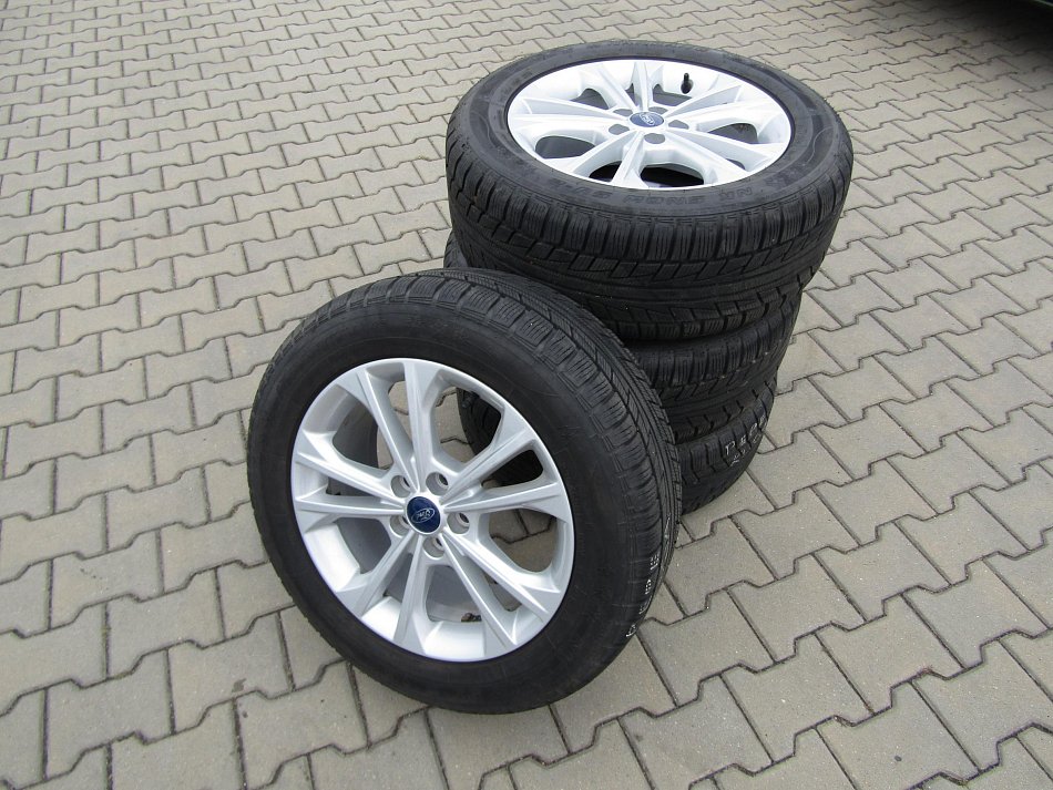 Ford Kuga 1.5 EB 