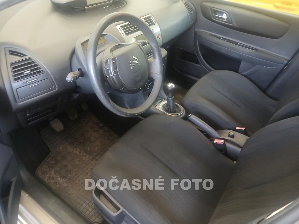Citroën C4 1.6i 