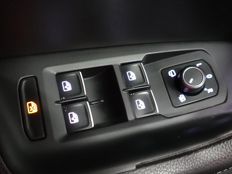 Volkswagen Passat 1.4TSi Highline