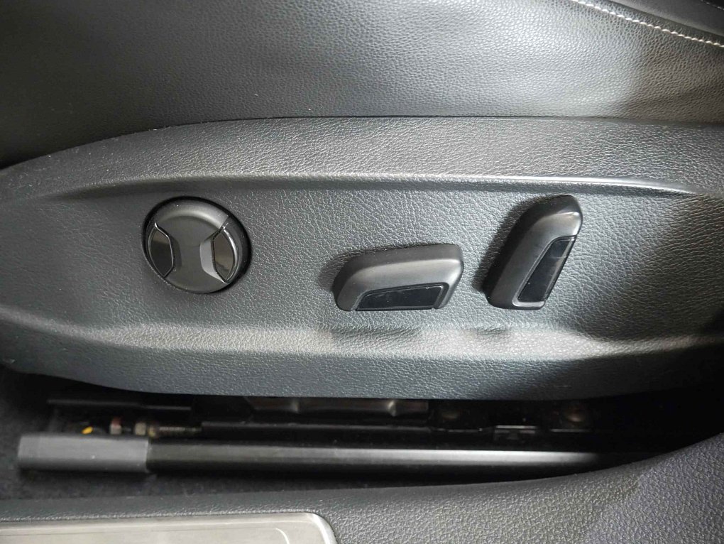 Volkswagen Golf 2.0TDi 
