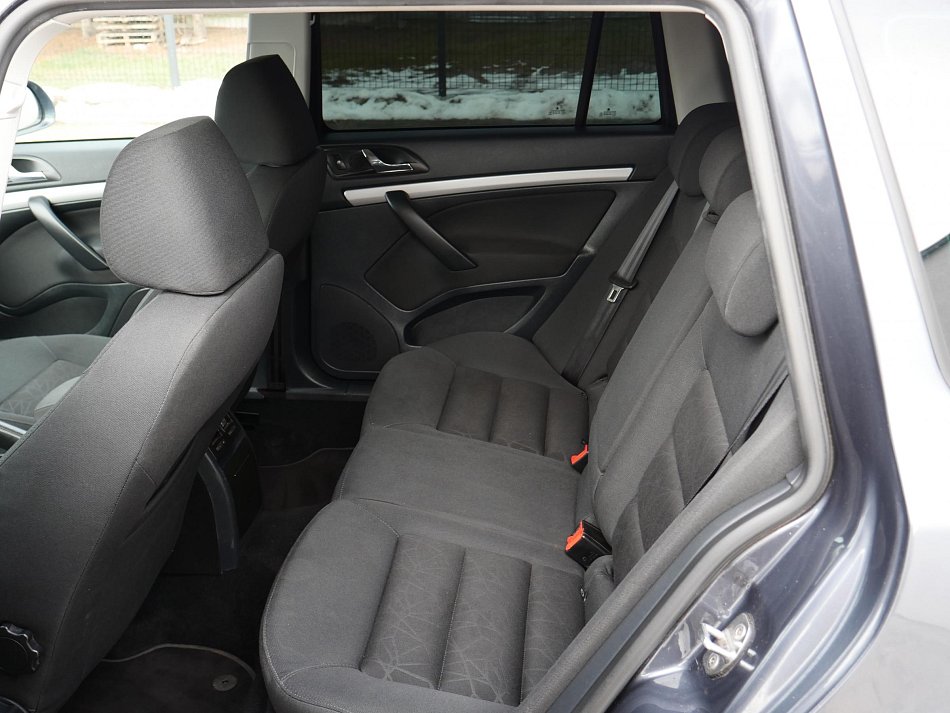 Škoda Octavia II 1.2 TSi Family