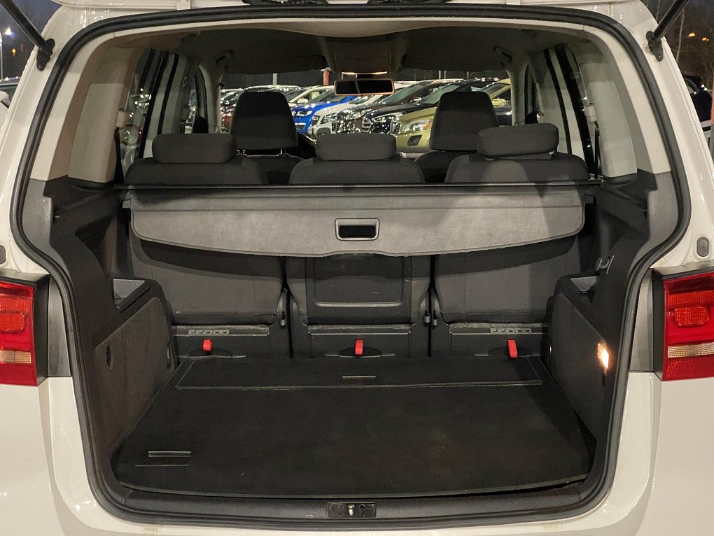 Volkswagen Touran 2.0TDi 