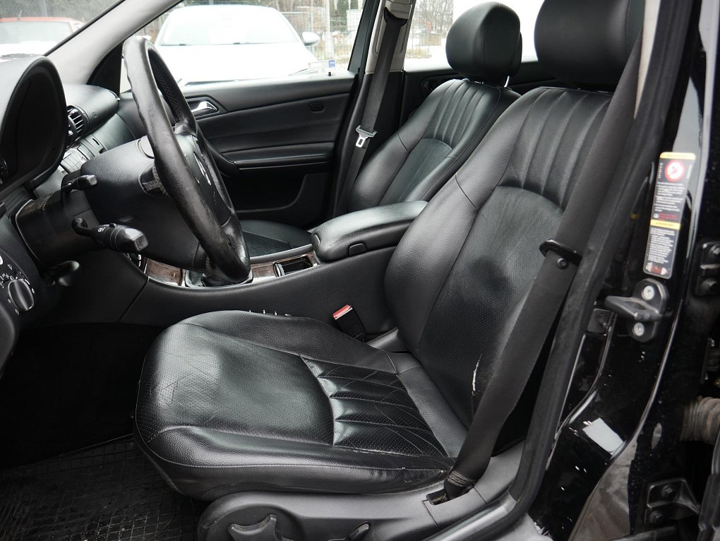 Mercedes-Benz Třída C 1.8 Classic