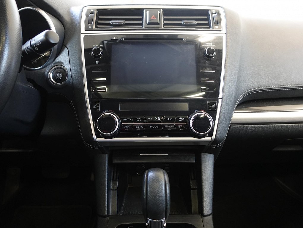 Subaru Outback 2.5i  4x4