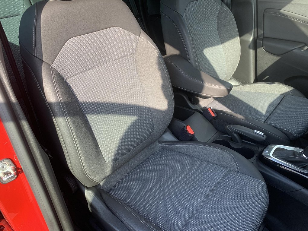 Opel Crossland 1.2T Elegance