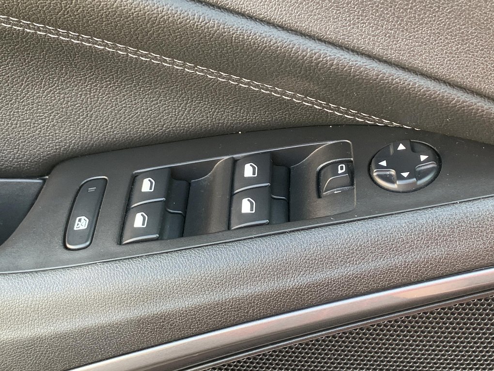 Opel Crossland 1.2T Elegance