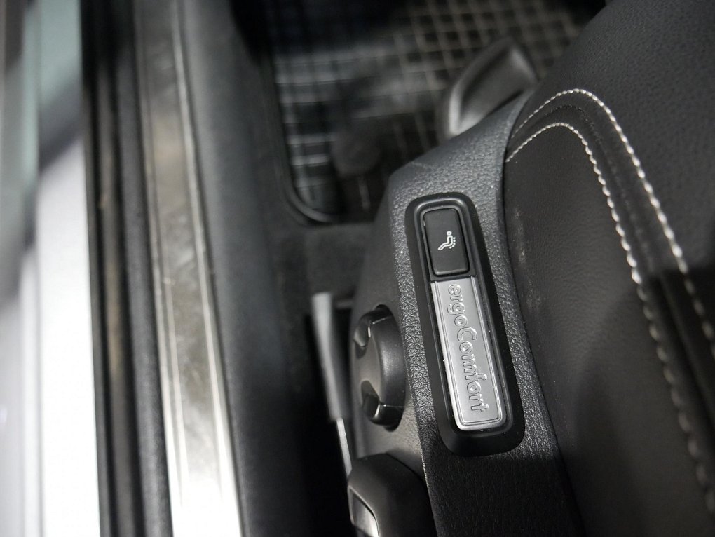 Volkswagen Passat 2.0 TSi Elegance