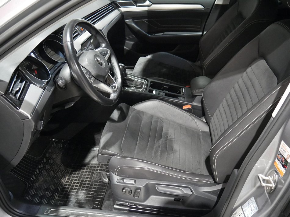 Volkswagen Passat 2.0 TSi Elegance