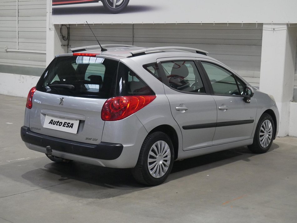 Peugeot 207 1.4i 