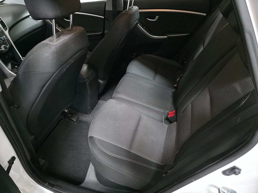Hyundai I30 1.6CVVT 